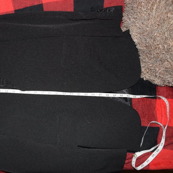 38R - Simple black jacket - Picture 8 of 8